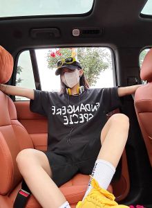 เสื้อยืดแขนสั้นผ้าฝ้ายแท้คุณภาพพรีเมี่ยมสำหรับฤดูร้อน ทรงหลวม ระบายอากาศได้ดี สำหรับผู้ชายและผู้หญิง สไตล์ย้อนยุคแบบอเมริกัน