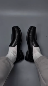 New Mens Black Slip-On Loafers Korean Style Rubber Sole Waterproof Comfortable for Office Wear Fashionable Blackshoes Non-Slip Closed Toe Footwear 0105523