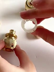 Huayu | Multi-Function Hose Connector for Car Wash Gun 1/4 Inch Quick Connect