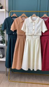 SET7109 Queenie Crop Top w/ Skater Skirt Set