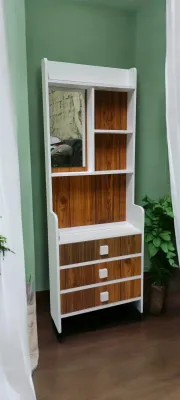 meja rias kosmetik/rak nakas kosmetik