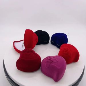 VitaStoree Kotak Cincin Tunggal Bludru Merah Biru Hitam Motif Mawar Love Besar