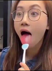 Gembira Shop78 SIKAT LIDAH: Solusi Bau Mulut & Panas Dalam