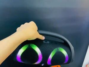 Loa Bluetooth không dây Boonbox2 bass cực mạnh âm thanh lớn công suất 30w nhỏ gọn siêu hay có đèn led sinh động bắt máy