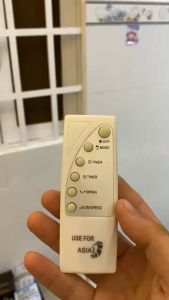 Remote Điều Khiển Quạt Treo Tường ASIA Mẫu Cong Tiết Kiệm Năng Lượng Có Pin - Chất Liệu Polypropylene