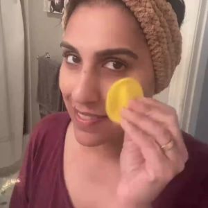 Turmeric + Kojic Acid Face Cleansing Pads Gentle Exfoliating Facial Pads for Daily Cleansing Helps Remove Excess Oil & Impurit
