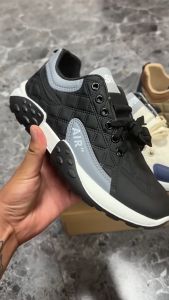 Fashion Korean Style Low Cut Laced-up Breathable Sports Shoes Trendy Running Sneaker For Men