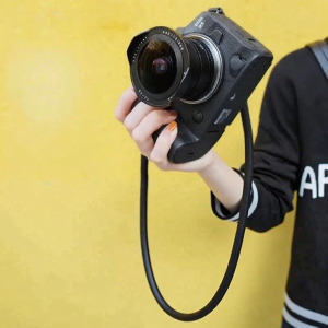 Multi-Mount Wide-angle Fisheye Lens 7.5mm F/2