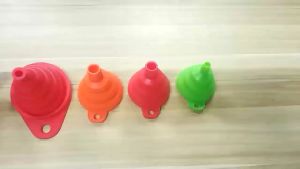 Phễu Silicon Gấp Gọn Tiện Dụng H126 Nhỏ Nhắn Siêu Tiện Dụng