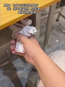 Súng Nước Mini 2 Đầu Cao Cấp – Phun Đôi Mạnh Mẽ 3 Màu Trắng Xanh Hồng Chất Liệu An Toàn Cho Bé