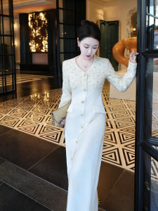 ชุดเดรส ReVe Baroque Miss Satin Knit Patchwork Glimmering Satin Fake Two-Piece Dress เดรสยาวคลุมเข่าแขนยาวคอตั้ง