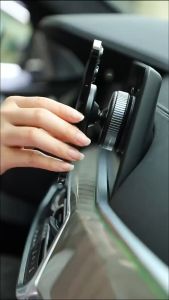 Yashinuo 2025 điện thoại trong xe ô tô mới chủ hút chân không màn hình xe núm hút cao su hộp giữa Khung giá đỡ điều hướng