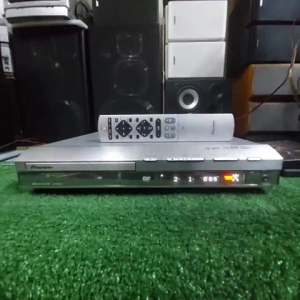 Pioneer 5.1 รุ่น XV-DV505 +รีโมท จากตู้ญี่ปุ่นมือสองใช้ไฟ100 ส/ก/ย/7/36/40/cm. หนัก 6.5kg. อ่านได้ทั้งแผ่นนอกแผ่นไทยแผ่นไรท์แผ่นก๊อป MP3 ใช้งานได้สมบูรณ์ปกติ FM 108 ภายในเครื่อง สวย สดใหม่ เดิมๆ ตัวเครื่องร่องรอยมีบ้างเล็กน้อย ปกติมือสอง