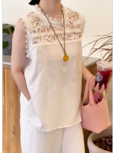 QINGNAER | Lace Splicing Sleeveless Vest Large Size Womens Loose Blouse