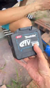 Pin 20 Cell Makita 21v Chân Pin Phổ Thông M21 Có Đèn Báo Pin Dòng Xả Cao Mạch 3 Mosfet