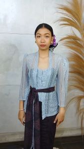 Setelan Kebaya Brokat Korean Lace Messy Lengan Lonceng Bawahan Kamen Moscrepe Songket Batik Free Selendang Pengantin Pesta Wisuda Modern