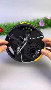 Combo 2 bẫy chuột chuyên dụng để bắt chuột trong nhà và ngoài trời dễ dàng.