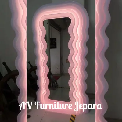 Cermin Lampu Berdiri Cermin Rias Berdiri LED cermin lampu LED besar berdiri badan besar
