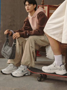 Champion | Winter Casual Soundwave Design Retro Running Shoes