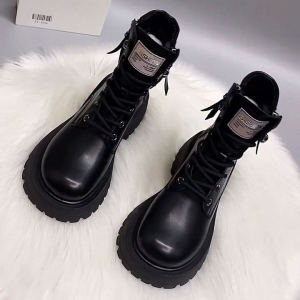 รองเท้าบูทมาร์ตินหนังแท้สำหรับผู้หญิง ฤดูใบไม้ร่วง/ฤดูหนาว สไตล์อังกฤษ รองเท้าบูทสั้นพื้นหนา รองเท้าบูทหัวมน สวมใส่สบาย รองเท้าบูทหัวมน