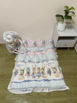 ที่นอนเด็ก ที่นอนอนุบาล มีหมอนในตัว พับเก็บง่าย เชือกผูก เลือกลายได้ มีเก็บปลายทาง