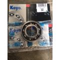Vòng bi bạc đạn KOYO 6205. 