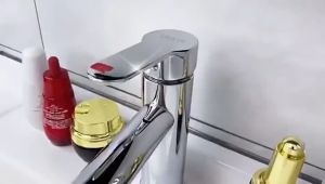 🚽Sterilization rate 99.99%🚽 Toilet Cleane  Decontamination and descalingDeodorizeand Water Stain Removal Liquid For Homeremove Toilet Bowl Gel Cleanerodortoilet bowl cleaneroilet cleaner toilet tiles Duty Stain Remover Toilet Freshener 厕所清洁剂