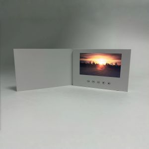7 Inches Birthday Video Book Card 4GB LCD Invitation Gift Music Greeting Card Upload Videos Photos Wedding Invite Digital Frame