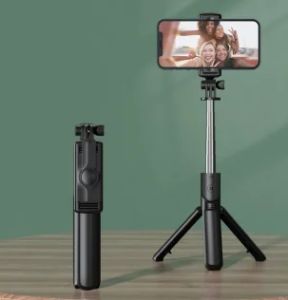 Selfie Stick Foldable Tripod Wireless Bluetooth Phone Holder With Remote Control Fill Light For All Mobile Phone Video Recording