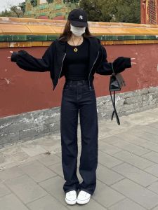 กางเกงยีนส์ทรงตรงขากว้างเอวสูงยาวปานกลางสีน้ำเงินเข้มสไตล์ย้อนยุคสำหรับผู้หญิงในฤดูใบไม้ผลิและฤดูร้อน