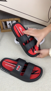 slippers for men The loose shoe type does not squeeze the feet and the lightweight structure is not burdensome sleeper