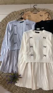 Atasan Blouse Unik Import: Gaya Desain & Bahan Berkualitas\\n\\n Apa Itu Atasan Blouse Unik Import?\\n\\n Pengertian Atasan Blouse Unik Import\\nAtasan blouse unik import adalah pakaian atasan wanita yang berasal dari luar negeri dan memiliki desain yang unik serta berkualitas tinggi. Blouse ini biasanya memiliki detail dan fitur yang berbeda dari blouse lokal, sehingga membuatnya menjadi pilihan yang menarik bagi banyak wanita.\\n\\n Perbedaan Atasan Blouse Unik Import dengan Lokal\\nPerbedaan utama antara atasan blouse unik import dengan lokal terletak pada kualitas bahan, desain, dan fitur tambahan. Blouse import cenderung menggunakan bahan yang lebih berkualitas dan memiliki desain yang lebih unik dan modis dibandingkan dengan blouse lokal.\\n\\n Mengapa Memilih Atasan Blouse Unik Import?\\n\\n Kelebihan Atasan Blouse Unik Import\\nMemilih atasan blouse unik import memiliki beberapa kelebihan, antara lain:\\n\\n- Bahan berkualitas tinggi yang nyaman dikenakan\\n- Desain unik dan modis yang menarik perhatian\\n- Fitur tambahan seperti detail bordir, renda, atau hiasan lainnya\\n- Cocok untuk berbagai acara dan kesempatan\\n\\n Keunikan Desain Atasan Blouse Unik Import\\nAtasan blouse unik import memiliki desain yang unik dan modis, dengan berbagai pilihan gaya dan warna yang menarik. Desainnya biasanya lebih elegan dan berkelas dibandingkan dengan blouse lokal.\\n\\n Memahami Ukuran Atasan Blouse Universal\\n\\n Cara Menentukan Ukuran Atasan Blouse yang Tepat\\nUntuk memastikan ukuran atasan blouse yang tepat, Anda bisa mengukur lingkar dada dan panjang blouse. Pastikan ukuran tersebut sesuai dengan standar ukuran universal yang biasanya digunakan oleh produsen blouse.\\n\\n Tips Memilih Ukuran Atasan Blouse Universal\\nBerikut adalah beberapa tips memilih ukuran atasan blouse universal:\\n\\n- Periksa ukuran lingkar dada dan panjang blouse sebelum membeli\\n- Jangan terlalu ketat atau longgar saat memilih ukuran\\n- Pertimbangkan gaya dan kesempatan yang akan digunakan untuk blouse tersebut\\n\\n Bahan Blouse Berkualitas: Pilihan Terbaik untuk Anda\\n\\n Jenis Bahan Blouse Berkualitas\\nBeberapa jenis bahan blouse berkualitas yang bisa Anda pilih antara lain:\\n\\n- Katun\\n- Sutra\\n- Rayon\\n- Viscose\\n\\n Cara Merawat Bahan Blouse Berkualitas\\nUntuk merawat bahan blouse berkualitas, berikut adalah beberapa tips yang bisa Anda lakukan:\\n\\n- Cuci blouse sesuai dengan instruksi yang tertera pada label\\n- Gunakan deterjen yang sesuai dengan bahan blouse\\n- Jemur blouse di tempat teduh dan jangan terkena sinar matahari langsung\\n\\n Desain Blouse Modis: Tren Terbaru yang Wajib Dicoba\\n\\n Gaya Desain Blouse Trendy\\nBeberapa gaya desain blouse trendy yang bisa Anda coba antara lain:\\n\\n- Blouse dengan potongan A-line\\n- Blouse dengan kerah berbentuk V-neck\\n- Blouse dengan detail renda atau bordir\\n\\n Atasan Blouse Unik Import yang Cocok untuk Setiap Acara\\nAtasan blouse unik import bisa dipakai untuk berbagai acara dan kesempatan, seperti:\\n\\n- Acara formal seperti pesta atau rapat\\n- Acara santai seperti hangout atau kencan\\n- Acara semi-formal seperti acara kantor atau acara keluarga\\n\\nDengan memilih atasan blouse unik import, Anda bisa menambahkan sentuhan unik dan modis pada penampilan Anda. Pastikan untuk memilih ukuran yang tepat dan bahan yang berkualitas, serta merawat blouse dengan baik agar tetap awet dan tampil cantik.\n}