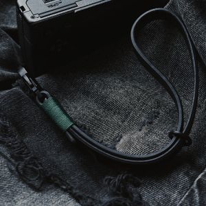 สต็อกกล้องข้อมือ สายคล้อง Fine Cowhide หัวเข็มขัดสไตล์ Retro Gr3 Ricoh Griiix < Ne2> การ์ด Canon G7x Universal อุปกรณ์เสริมการถ่ายภาพ