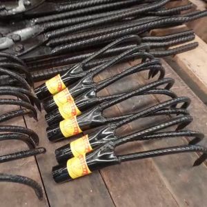 ตะขอสอยมะพร้าว เก็บมะพร้าว ตะขอ คราด ขอชักมะพร้าว ตะขอเก็บมะพร้าว ขอชัก 2 ฟัน