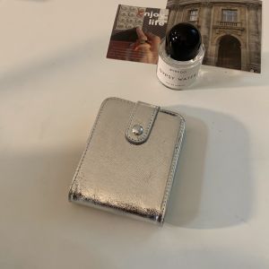 กระเป๋าใบขับขี่หนังสีเงินแบบพกพาอเนกประสงค์สไตล์ผู้ชาย เรียบง่าย เกาหลีอินรุ่นใหม่กระเป๋าเก็บเอกสาร