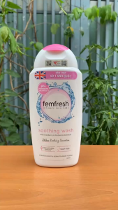 [Nhập khẩu chính ngạch] Femfresh Soothing Wash - Dung dịch vệ sinh phụ nữ hàng ngày 250ml