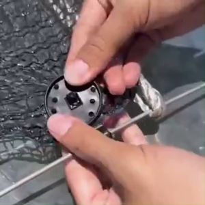 50 ตัวล็อกแสลน คลิปล็อกแสลน กิ๊บล็อกแสลน ตัวหนีบสแลน+รูรอดเชือก ทำหลังคากันแสง คลิปยึดแสลน [LIULIU MEI]