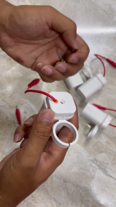Hộp pin khay pin cho bồn tiểu xả tự động