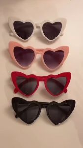 Stok Sedia Ada OOTD Cermin Mata Cat Eye Love Shape Sunglasses Women Fashion Cat Eye Eyeglasses Ready Stock （Local Seller）