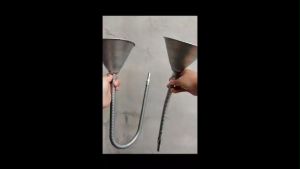 330mm 630mm Flexible Iron Diesel Petrol Oil Funnel Oil Fuel Pour Spout Car Motorcycle Vehicle.