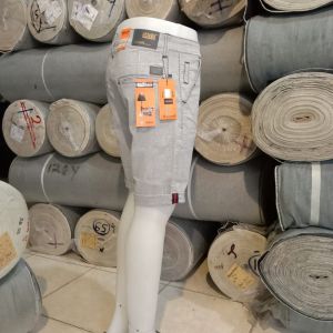 HUGOBLESS-HUGO ORIGINAL-CHINOS PENDEK-CELANA CHINOS PRIA