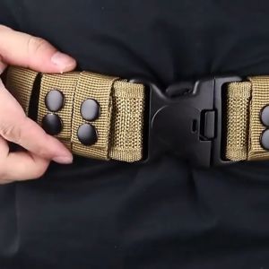 เข็มขัดยุทธวิธีแบบตีนตุ๊กแกสำหรับกิจกรรมกลางแจ้ง เข็มขัดฝึกทหารสำหรับปีนเขาและตั้งแคมป์กลางแจ้ง เข็มขัดผ้าระบายอากาศได้ดี แข็งแรงทนทาน ปรับความยาวได้ตามต้องการ