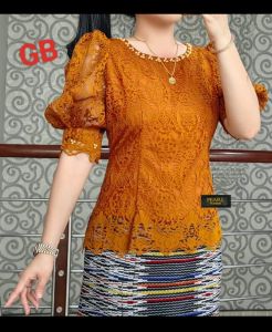 SHOOPI BLUS SEMI RENDA /ATASAN BROKAT WANITA CANTIK LEHER MUTIARA LENGAN BALON/BAJU SENI KEBAYA KEKINIAN