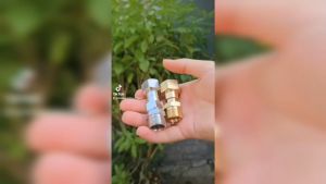 Đầu Nối Chống Xoắn Dây 360 Độ Ren 22mm Cho Dây Máy Rửa Xe