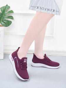 รองเท้ากีฬาส้นแบนสําหรับสุภาพสตรีปักกิ่ง สบาย ระบายอากาศได้ดี นุ่ม พื้นรองเท้า กันลื่น ลำลอง ทันสมัย รองเท้าสตรีสูงอายุ