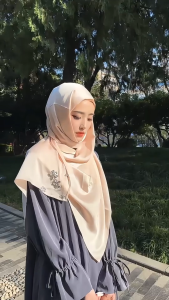 Chiffon handmade diamond inlaid scarf Muslim Hijab Chiffon Rhinestone Flower Headscarf\Square Hijab