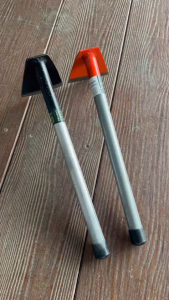 จอบผานหนาด้ามแป๊บสั้น ใบผานคมกว้าง4นิ้ว ด้ามยาว40ซม. ผลิตจากเหล็กใบผานแท้ หนา 3 มิล ทาทาน ใช้งานสะดวก