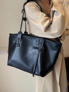 Large Capacity Tote Bag Womens Commuter Shoulder Bag Stylish Versatile Soft PU Leather Zipper Closure Casual Handbag