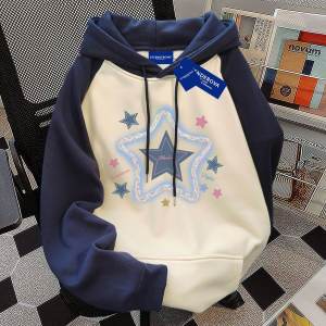 Áo Nỉ Trùm Đầu in Hình Ngôi Sao Mỹ Màu Tương Phản Dài Vừa Phải Có Mũ Trùm Đầu Lót Lông Cừu Phong Cách Hàn Quốc Mùa Thu Đông