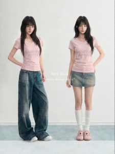 ARCG | Dopamine Pink V-Neck Short-Sleeve T-Shirt